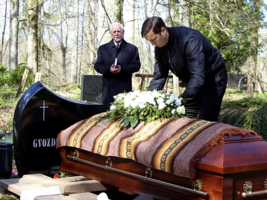 Rainar SIA — Apbedīšanas pakalpojumi Liepājā un Kurzemē