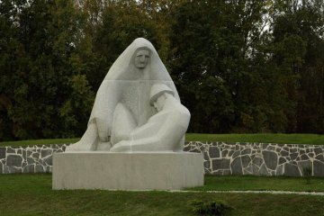 Piemineklis "Pieta"