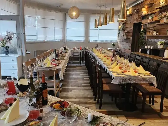 Белый зал