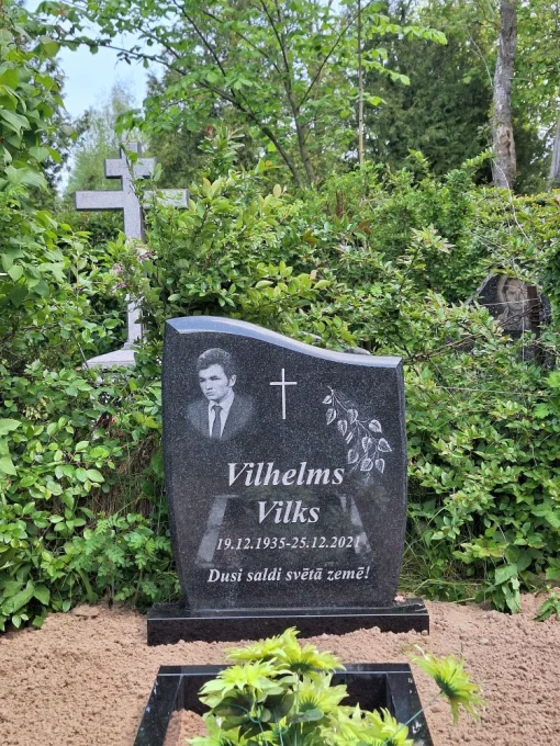 SKS Granit SIA SIA SKS GRANIT in Jelgava – Granite Headstones and Grave Site Landscaping