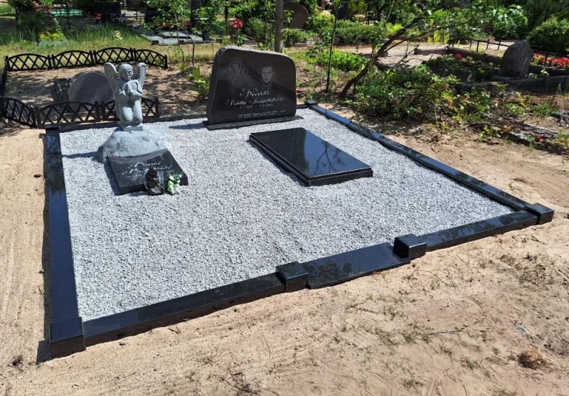 SKS Granit SIA SIA SKS GRANIT in Jelgava – Granite Headstones and Grave Site Landscaping