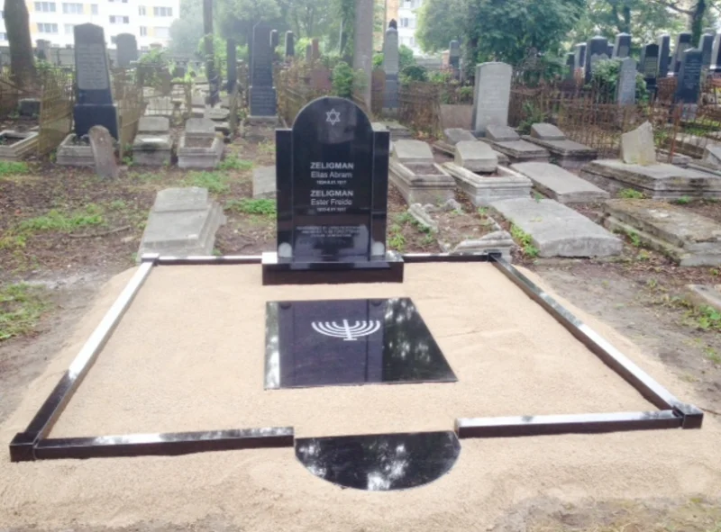 Liepājas Ebreju kapsēta 