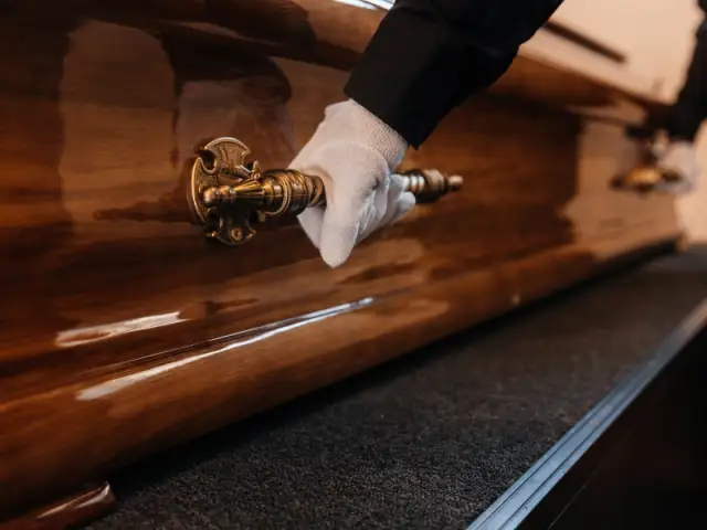 Apbedīšanas pakalpojumi Rīgas centrā