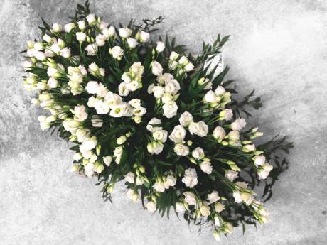 Ziedu kompozīcija zārka vākam Nr.310