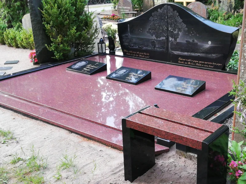 Благоустройство семейного места захоронения