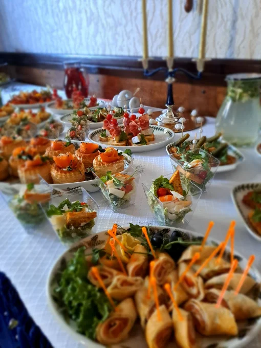 Bēru un piemiņas mielasti Iļģuciemā Restorāns Arabela – bēru mielasti un piemiņas pusdienas Rīgā, Iļģuciemā