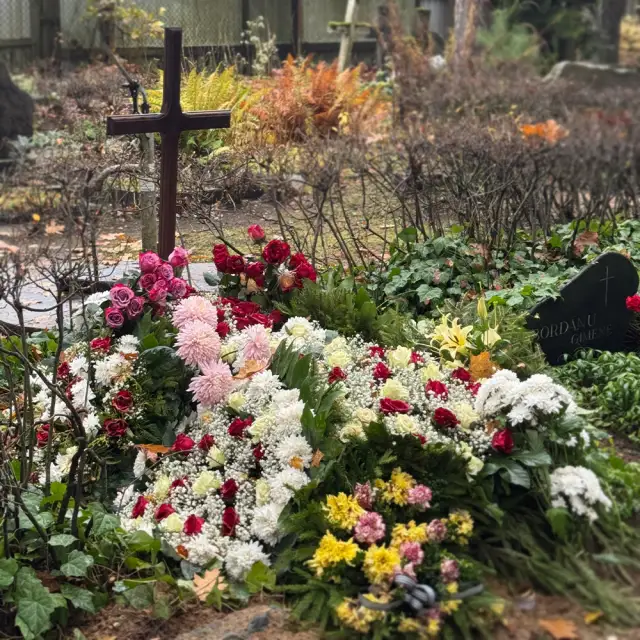 Daļēji slēgta kapsēta Rīgas dienvidaustrumu daļā.